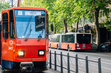 BLOKIRALI SKORO SVE LINIJE AUTOBUSA! Oglasio se Sekretarijat za javni prevoz nakon blokade izlaza GSP, evo kada će biti nastavljen rad!