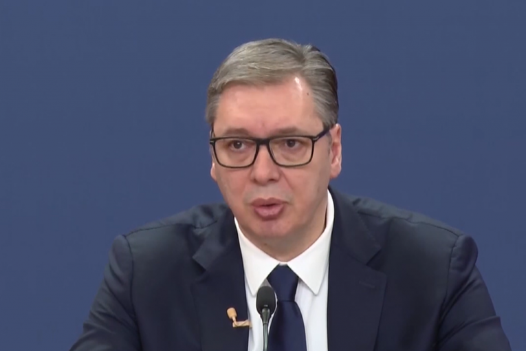 "POLICIJA UPALA KOD SVIH PODIZVOĐAČA, UZELA DOKUMENTACIJU I SVE SMO OBJAVILI:" Vučić o studentskim zahtevima