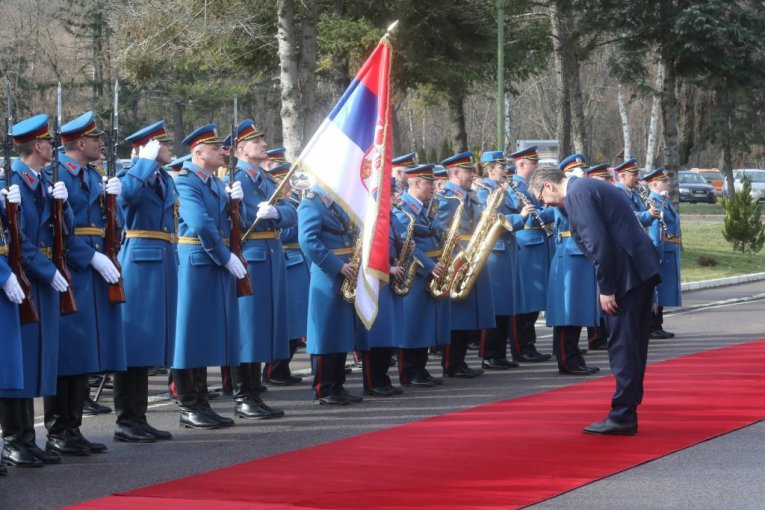 VOJSKA JE STUB NAŠE BEZBEDNOSTI I PONOS NAŠE DRŽAVE! Vučić prisustvovao godišnjoj analizi stanja i operativnih i funkcionalnih sposobnosti Vojske Srbije