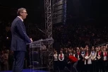 PREDSEDNIK VUČIĆ SE OBRAĆA PRED PUNOM HALOM U TRSTENIKU!  Nikad vam neću pustiti, neće biti ni prelazne, ni ekspertske vlade, samo SRPSKA VLADA!