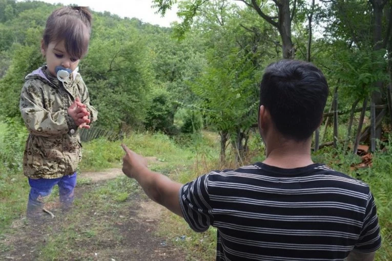 DANKA JE IŠLA UZ ULICU, PA NIZ ULICU! Svedok kobnog dana video devojčicu kako se OVIM putem kretala - Detalji iz istrage za ubistvo  deteta u Boru!