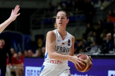 SRBIJA JE NA EVROBASKETU: Marinine lavice razbile Severnu Makedoniju!