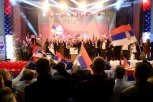 "KUCNUO JE ČAS DA SE ZBACI NAKARADNI KURTIJEV REŽIM"! Održan završni miting Srpske liste u Zvečanu! (FOTO/VIDEO)