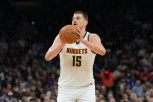 DENVER PREGAZIO SANSE: Jokić se igrao sa Finiksima, falila mu asistencija do novog tripl-dabla! (VIDEO)