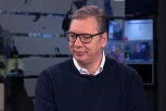 "TRI MILIJARDE EVRA ULOŽENO U RUŠENJE MENI I SRBIJE"1 Predsednik Vučić: "Baš njih briga za ljude na ulici"!