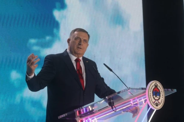 URADIĆEMO TO U NAREDNIH NEKOLIKO ČASOVA, U SRPSKOJ SU SVI NARODI SA ISTIM PRAVIMA! Dodik se oglasio pred izricanje presude, evo gde je pozvao građane da se okupe!