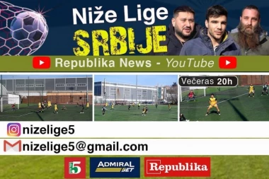 Među blokovima između parkića igra se drugarski fudbal