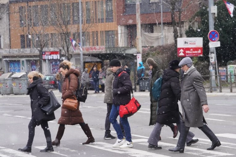 U SREDU ČAK 17 STEPENI, PA SLEDI NAGLI VREMENSKI OBRT! Objavljena dugoročna prognoza! SREDINOM MARTA SNEG I U GRADOVIMA!