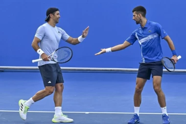 NAKON ELIMINACIJE U SINGLU ĐOKOVIĆ TRAŽI POPRAVNI U DUBLU: Novak ponovo na terenu u Dohi!