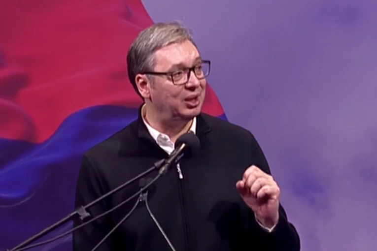 "MI SMO ZA 10-11 GODINA URADILI KOLIKO TITO, MILOŠEVIĆ I DOS ZAJEDNO!" Vučić iz Požarevca: Ne mislimo da stanemo!