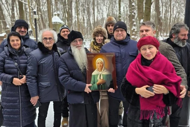 MIŠA NAKON ODLASKA NA SVETU GORU VIŠE NIJE ISTI: Hilandar je posetio preko 100 puta i gde god da krene nosi jako vredan dar