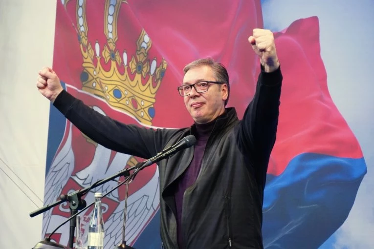 SRBIJA JE PONOSNA: Predsednik Vučić čestitao strelcima na osvojenim medaljama!