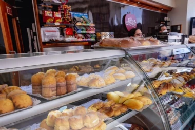 PORODIČNI LANAC I DUGA TRADICIJA ODLAZI U STEČAJ! Čuvena pekara zatvara vrata svih svojih objekata!