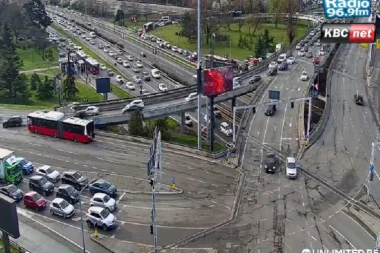 ZA AUTOKOMANDU I PANČEVAC VAM TREBAJU ČELIČNI ŽIVCI! Ogromna gužva na ovim saobraćajnicama! (FOTO)