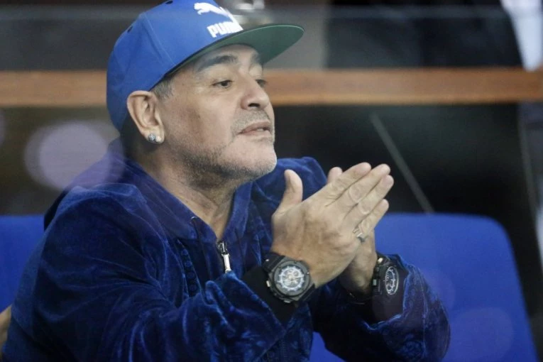 MARADONA JE UBIJEN U KUĆI STRAVE: Šokantne tvrdnje na suđenju optuženim lekarima (FOTO)