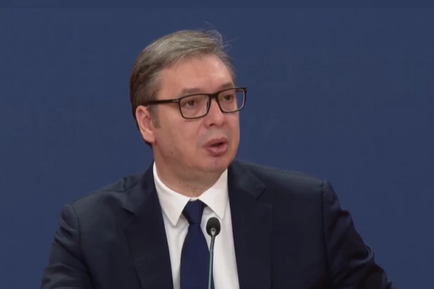 "CILJ NIJE BILO ISPUNJAVANJE ZAHTEVA, VEĆ SPROVOĐENJE OBOJENE REVOLUCIJE": Vučić o protestima