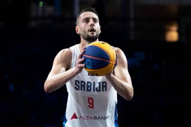 BASKETAŠI ZLATNI! Srbijo, raduj se, stiže ti nova medalja!