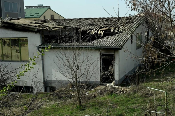 U SRBIJI U UTORAK DAN ŽALOSTI! Zbog tragedije i smrti više od 50 ljudi, zastave se spuštaju na pola koplja!