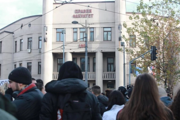 "Poštovani dekanu, ovo je treći put da Vam se obraćamo" Studenti pravnog fakulteta poslali pismo rektoru Đokiću i profoserima!