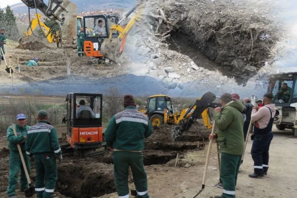 RAKA DO RAKE ZA SVE MLADE ŽIVOTE! Ovo je NAJPOTRESNIJA slika sa groblja u Kočanima gde svi stradali biti sahranjeni! (FOTO/VIDEO)