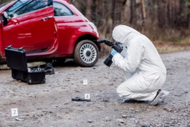 UMRO MUŠKARAC KOJEG JE POKOSIO KAMION NA OBILAZNICI KOD BEOGRADA! Prišao da vidi mesto nesreće, pa i sam nastradao