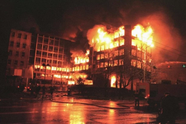 NISAM VEROVAO DA ĆE PADATI BOMBE: Naš pevač izgubio SVE tokom NATO agresije - kuću morao da proda Albancima i POBEGNE!