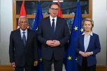 POČELA RADNA VEČERA: Vučić sa sa dva najveća lidera EU (FOTO)