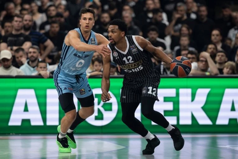 PARTIZAN JE ŽIV! BERLINSKI ZID JE PAO: Borbena Alba pokazala zube, ali crno-beli sanjaju i dalje