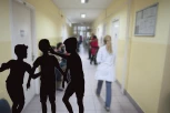 DEČAKA PRETUKLI VRŠNJACI, PA JE OPERISAN ZBOG PUCANJA ČIRA! Tužilaštvo potvrdilo teško vršnjačko nasilje u Tešnju!