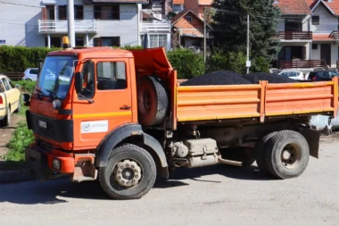 NAPADNUTI RADNICI "ŠUMADIJE" U KRAGUJEVCU! Drugi atak za samo nedelju dana!