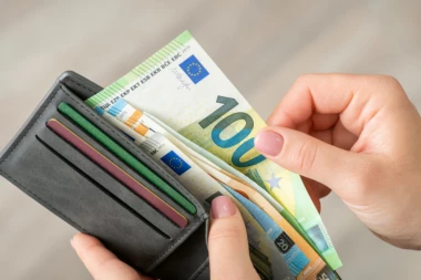 NJIMA JE PLATA U SRBIJI MINIMUM 1.000 EVRA! Posao sve traženiji!