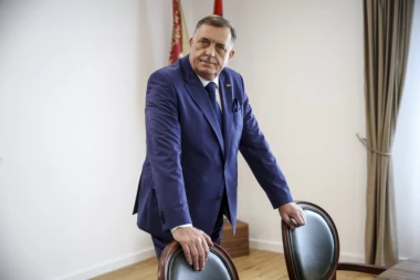PONOVO ODBILI! Interpol nije hteo da raspiše poternicu za Dodikom: "Reč je o politički motivisanom postupku!"
