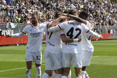 SERIJA A: Pogledajte sve zanimljive detalje sa utakmice Venecija - Milan! (VIDEO)
