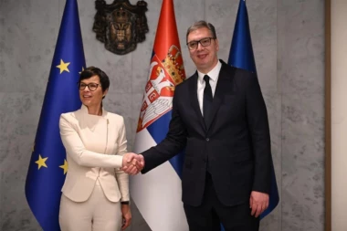 PREDSEDNIK VUČIĆ SE SASTAO SA MARTOM KOS: "Dobar razgovor!"