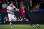 NEVEROVATNO! Pogledajte majstoriju Rafinje za izjednačenje na meču Barselona-Inter! (VIDEO)