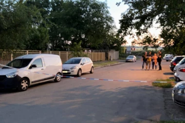 PROLETEO JE CRNI DŽIP, ČULI SU SE PUCNJI, A ONDA SMO VIDELI KRVAVOG ČOVEKA! Meštani uznemireni nakon horora na Altini: KAO DA ŽIVIMO U DEVEDESETIM! (FOTO+VIDEO)