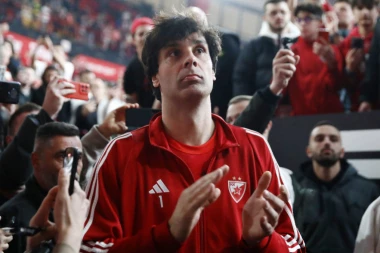 DOZET REŠIO DILEME O TEODOSIĆEVOJ BUDUĆNOSTI: "Takvo razumevanje igre ima samo on..."