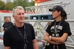 DA LI JE OVO MOGUĆE? BASTIJAN PRED HILJADAMA LJUDI IZJAVIO LJUBAV ESTER! Ona se privila uz njega i zagrlila ga čvrsto - nemački mediji bruje: "Šta će na ovo reći Ana Ivanović?" (VIDEO)