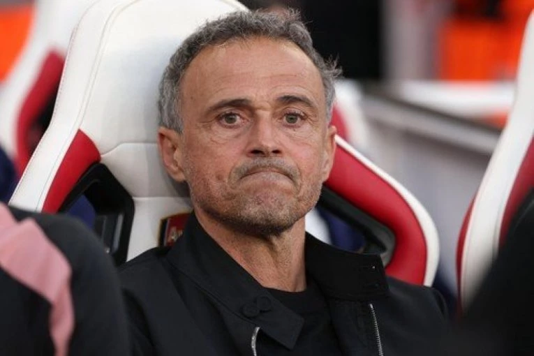 PSŽ DRHTI! Bez GOLGETERA na Arsenal! Njegova povreda ZABRINULA Parižane pred odlučujuću bitku!
