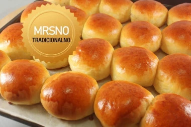 STARINSKI RECEPT KOJI NIKADA NE IZLAZI IZ MODE: Lepinjice koje se prave za svega 12 minuta mirisom i ukusom očaraće svakoga