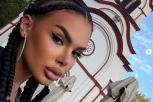 SLOMLJENA ANITA STANOJLOVIĆ PALA NA KOLENA U MANASTIRU: Pobednica "Elite" u suzama, DESILA  SE ŠOK PROMENA! (GALERIJA)