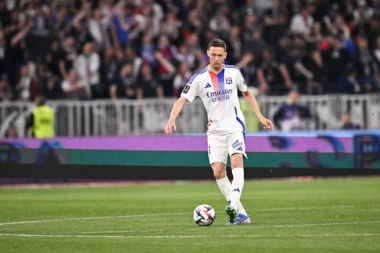 JUBILEJ ĆE ŽELETI ŠTO PRE DA ZABORAVI: Nemanja Matić odigrao 700. ligaški meč - Lens pokvario sjajno ostvarenje!