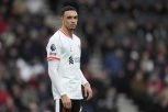 BEZ POBEDNIKA NA ENFILDU: Arnold izviždan - Liverpulu poništen gol u finišu!