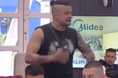 USTREMIO SE NA ANĐELU ĐURIČIĆ, OTVORENA SEZONA UVREDA! Šok-bomba Bore Terzića, ovaj ispad ĆE GA KOŠTATI SVEGA?!