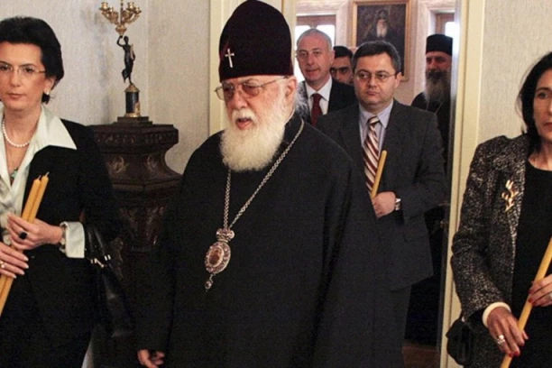 PATRIJARH ILIJA, KOJI JE PROREKAO POČETAK I KRAJ KORONE, U NOVOM PROROČANSTVU UPOZORAVA: „Vreme nam ističe, spremite se…”