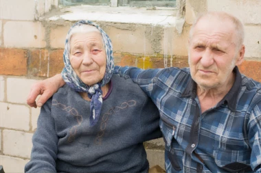 MAJKA BOŽURKA JE SINU PLATILA ALBANKU i nadali su se braku iz snova: Kad sam videla šta radi, znala sam da to nisu čista posla, ali BILO JE KASNO