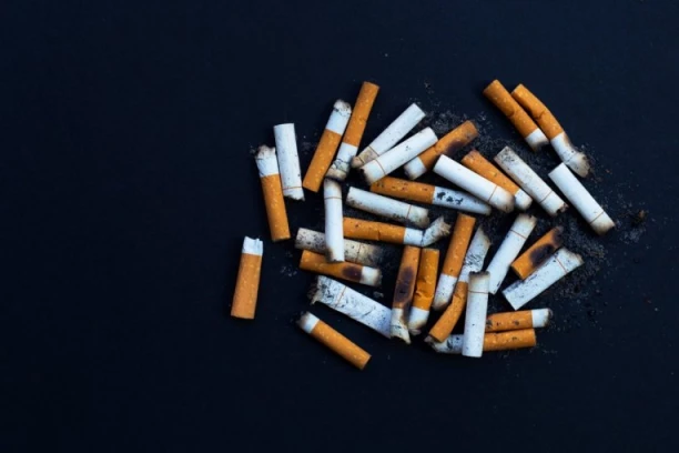 MOLITVA ZA PRESTANAK PUŠENJA CIGARETA: Iguman Georgije nedvosmisleno objasnio - da li je korišćenje duvana greh
