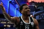 I STERLING BRAUN NEKADA DOBIO FLAŠU U GLAVU: As Partizana se i zbog ovoga držao po strani u tuči (VIDEO)