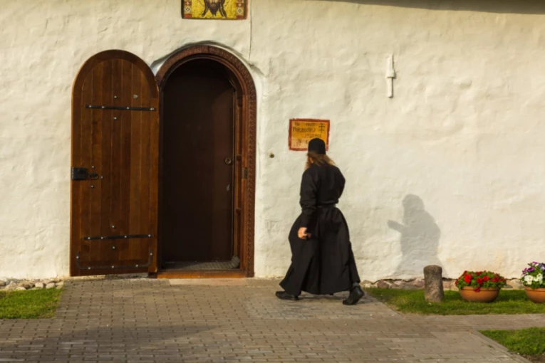 SUSRET SA MITROPOLITOM AMFILOHIJEM MU JE PROMENIO ŽIVOT: Kolumbijac prešao u pravoslavlje, zamonašio se i dobio NESVAKIDAŠNJE ime