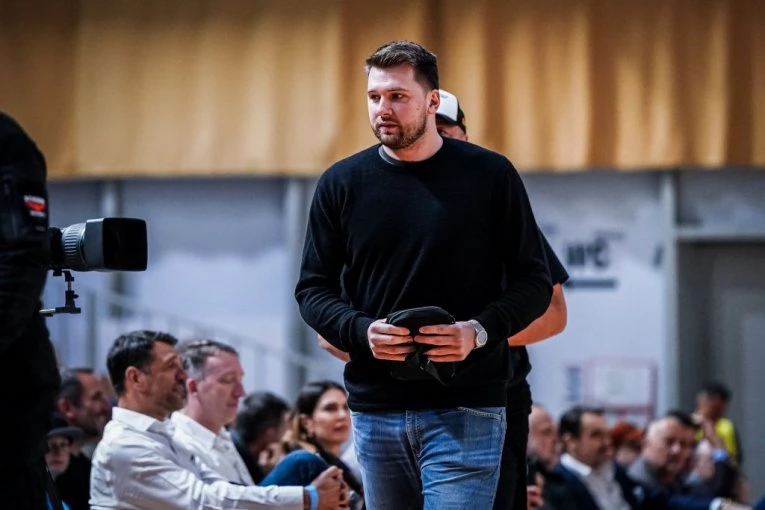 DONČIĆ U SRCU SKANDALA: Neverovatne scene u Ljubljani, sve zbog ovoga (VIDEO)
